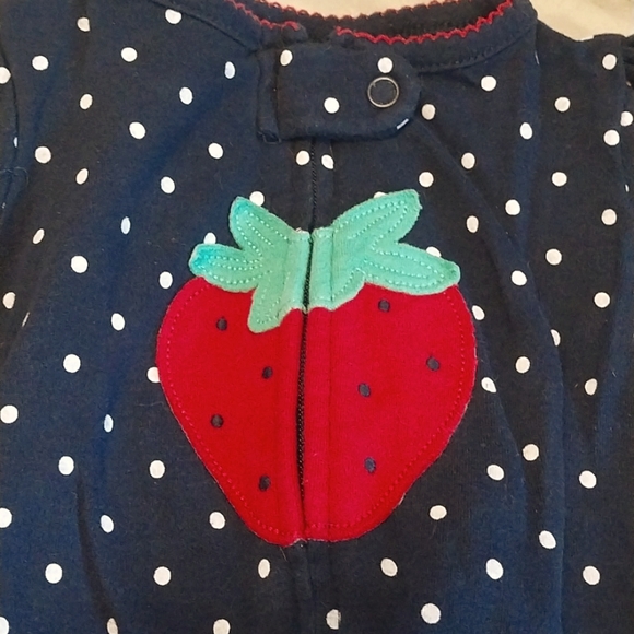 Strawberry-Themed Pajamas 3m Carter's - Picture 4 of 11